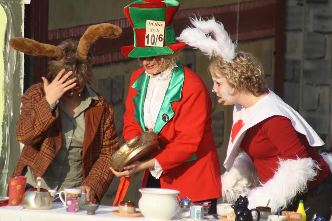 IMG_1169-Alice-im-Wunderland.jpg
